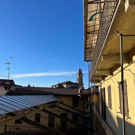 L'Appartamento Di Ringhiera بييلا المظهر الخارجي الصورة